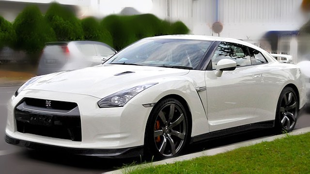 Nissan GT-R